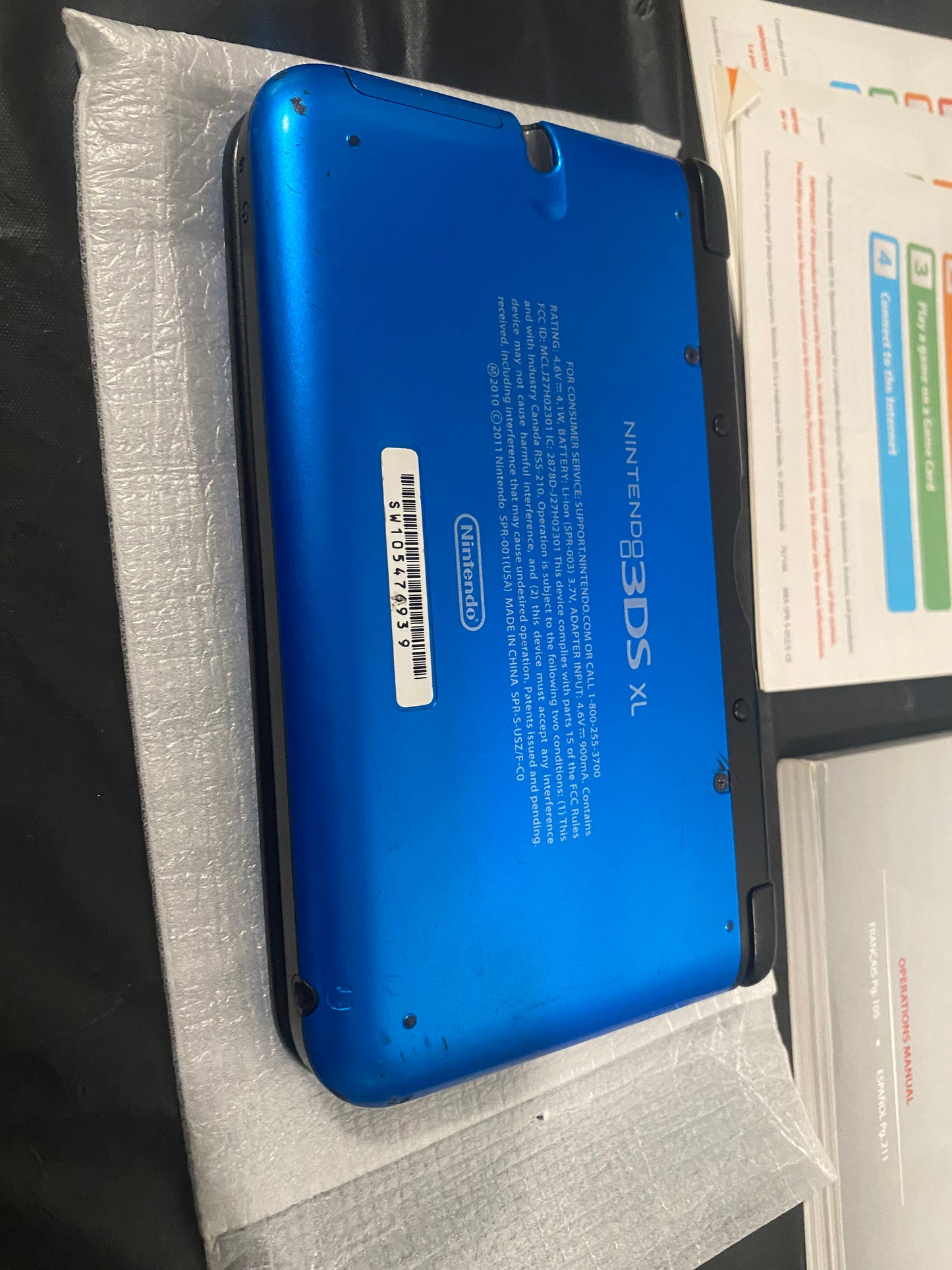 Nintendo 3DS XL Blue + Black (cosmetically flawed)(BOXED)