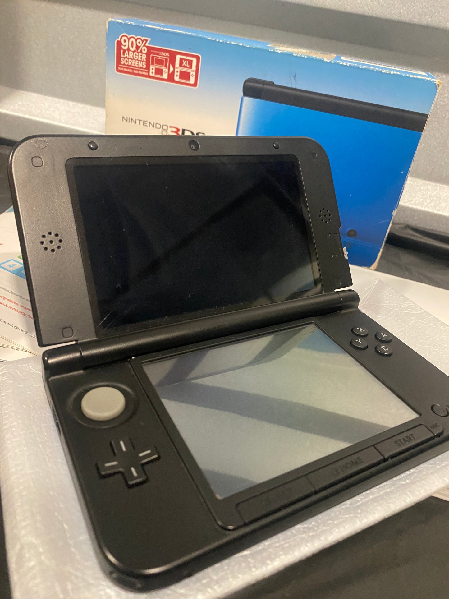 Nintendo 3DS XL Blue + Black (cosmetically flawed)(BOXED)